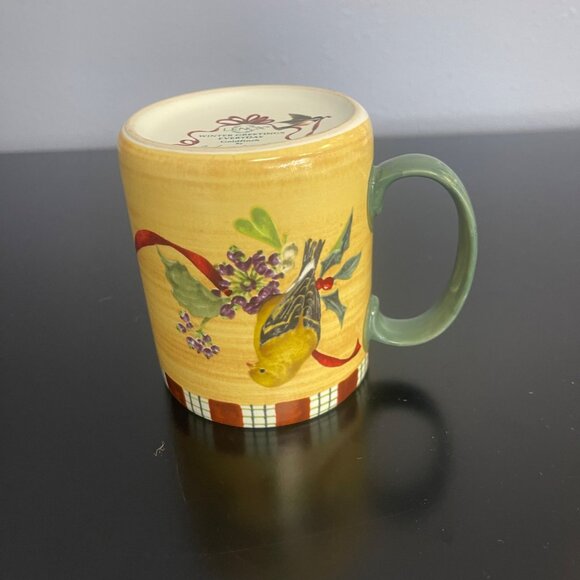 Lenox Winter Greetings Everyday Goldfinch Mug - Picture 6 of 7